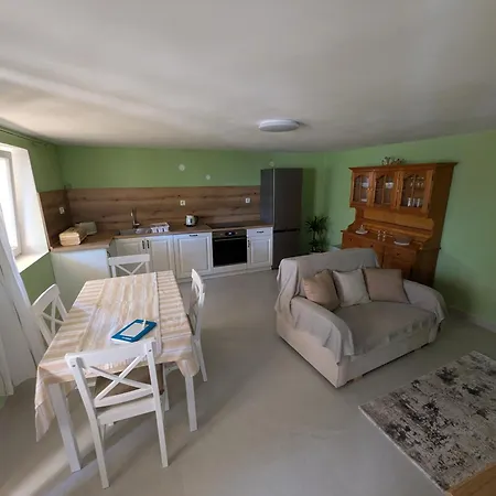 Апартаменты Lili *