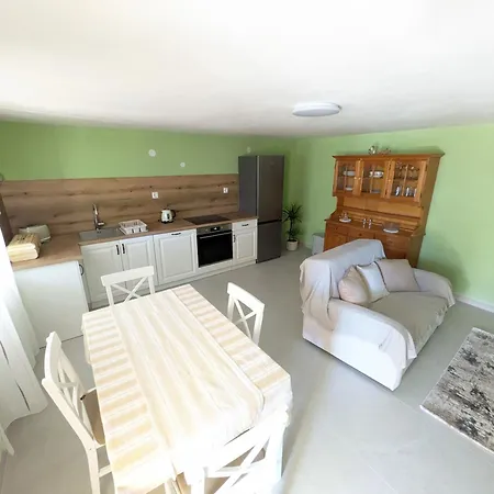 Апартаменты Lili