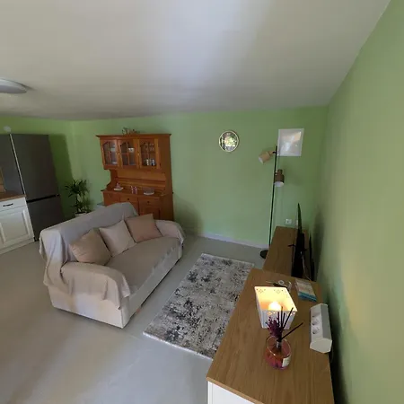 Lili Apartmán *