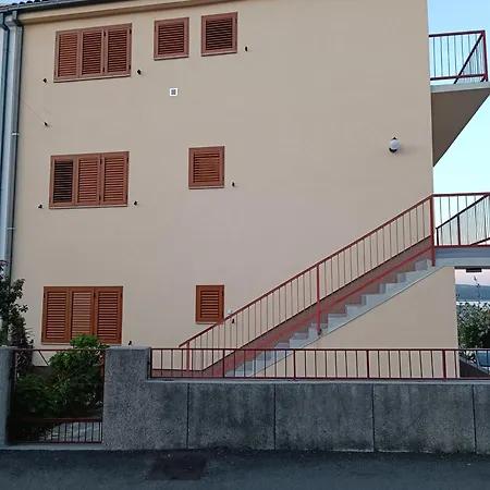 Lili * Crikvenica